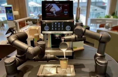 乐由我奶茶机器人 引领智能销售新潮流